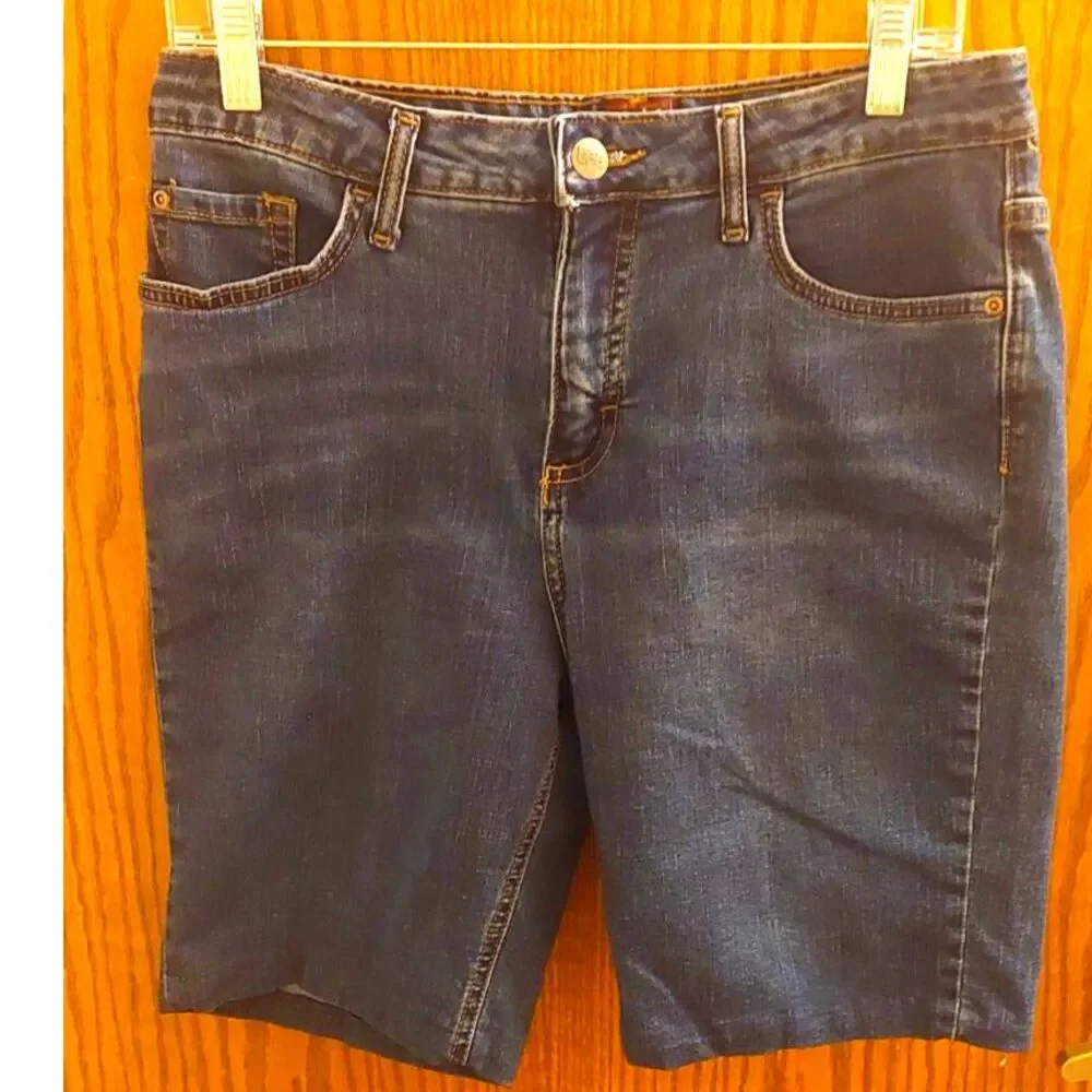 Lee Women’s 12M Bermuda Denim Shorts Stretch Blue Long Jean Shorts 18”
